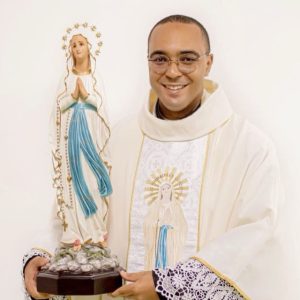 Padre Danilo José dos Santos Moraes